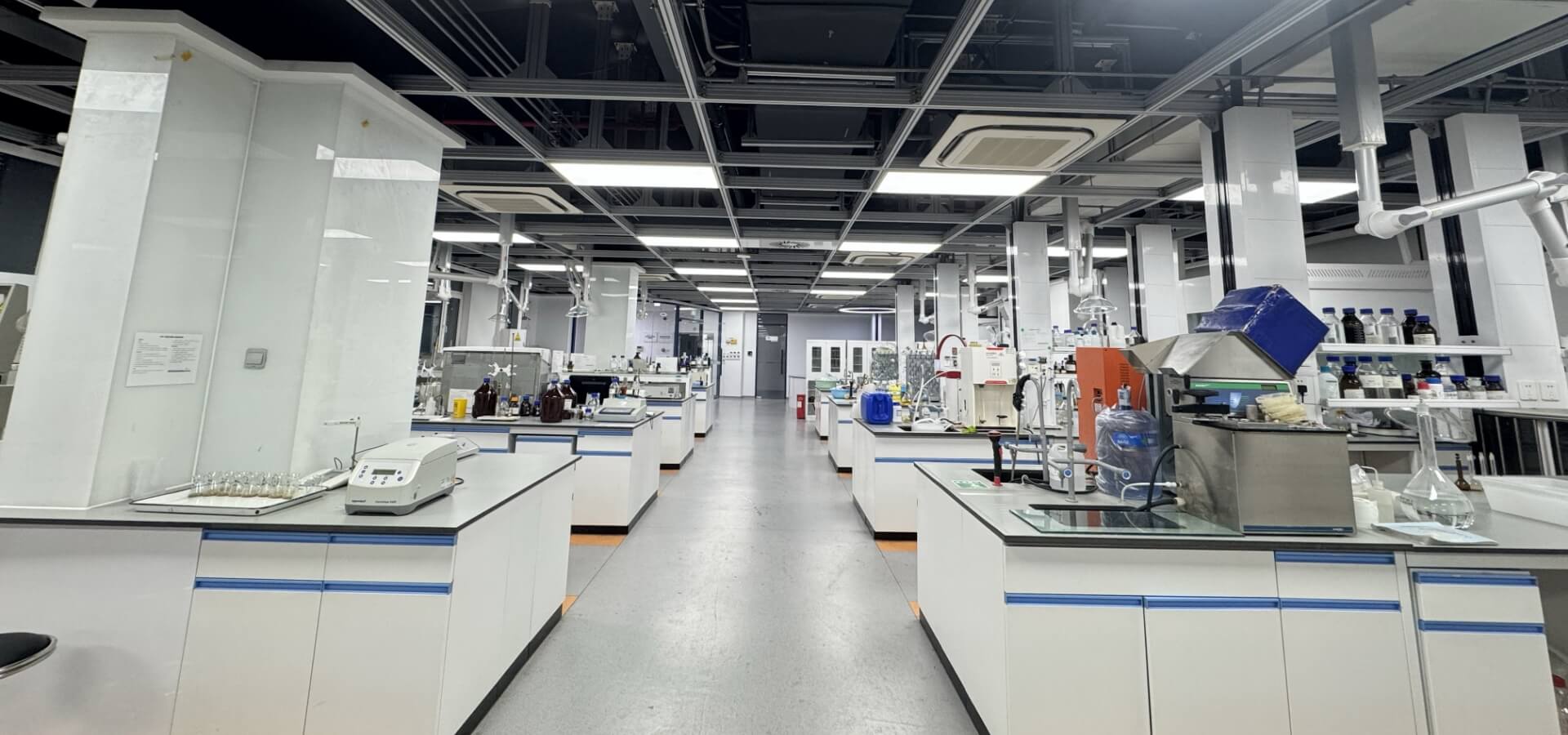 Ihumate Lab: Ensuring precise and compliant nutrient ratios for every bag of fertilizer through comprehensive indicator testing.