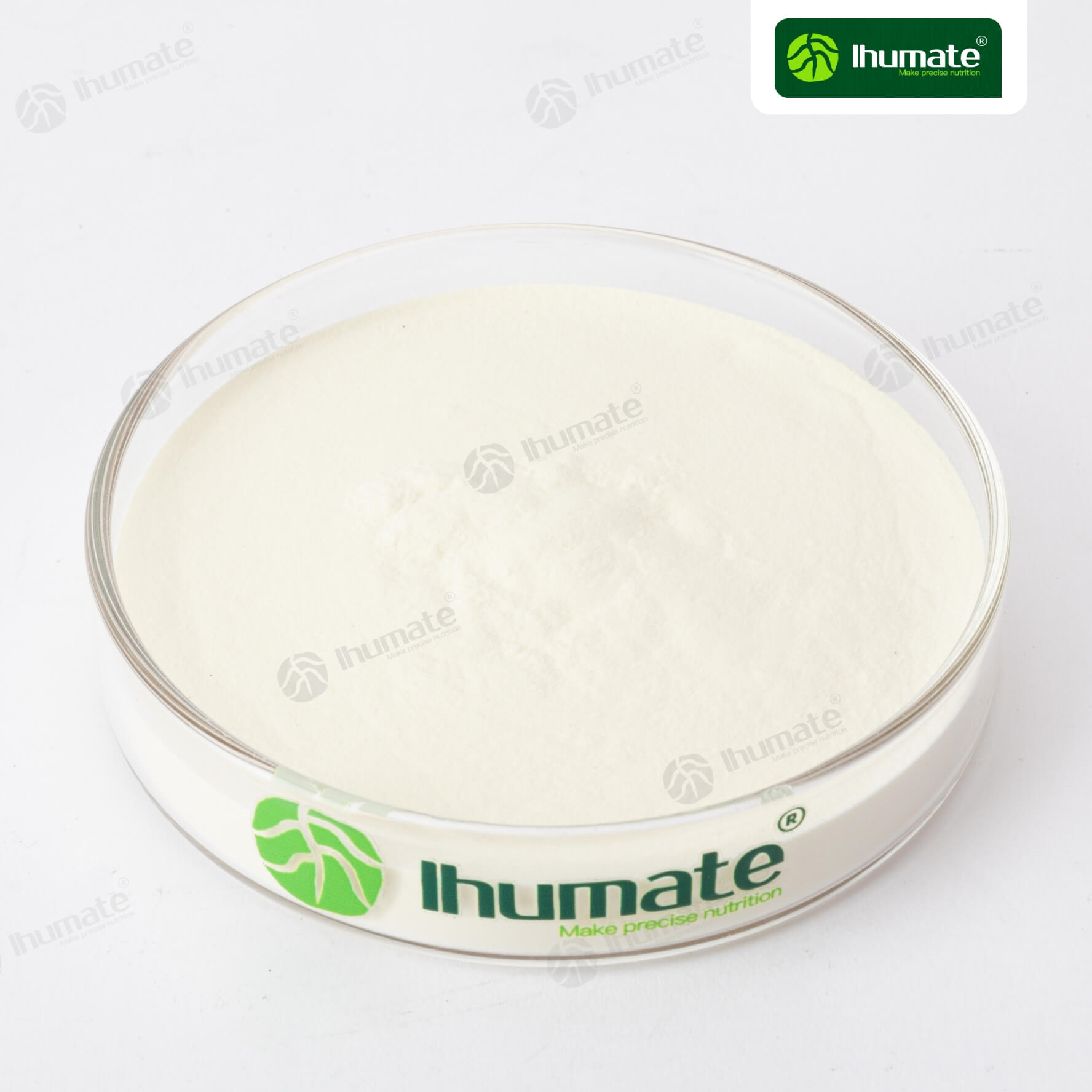 Ihumate EDTA Zn chelated zinc front view, high-purity white crystalline powder, used to correct crop zinc deficiency symptoms